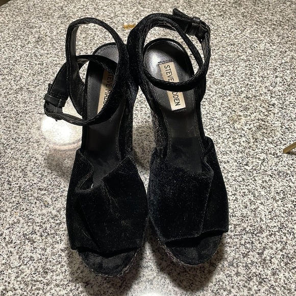 Steve Madden Fabian platform wedges - Picture 2 of 4